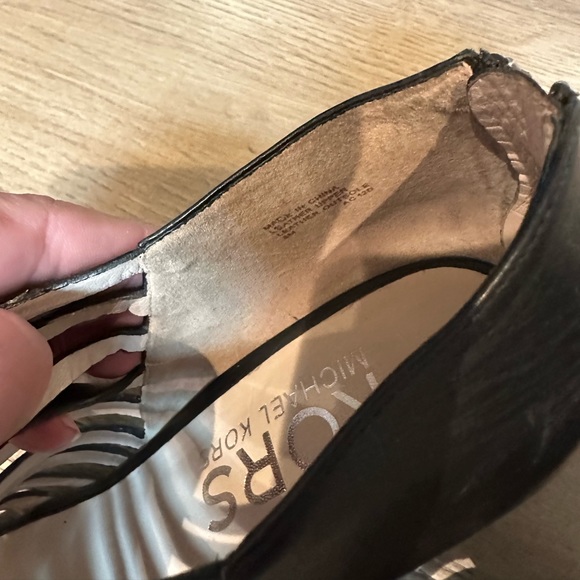 Michael Kors leather heel sandals - Picture 7 of 10